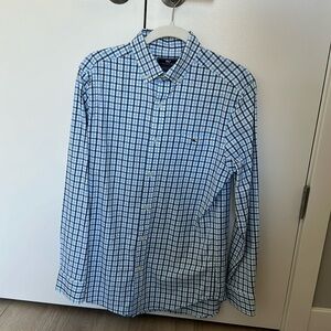 Vineyard Vines Small Classic Fit Tucker Shirt
